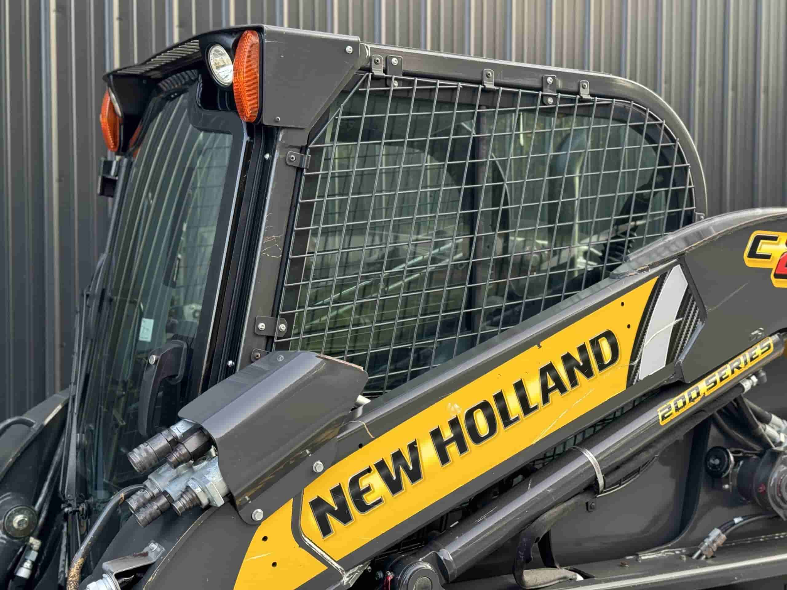 2017 NEW HOLLAND C238 HIGH FLOW
